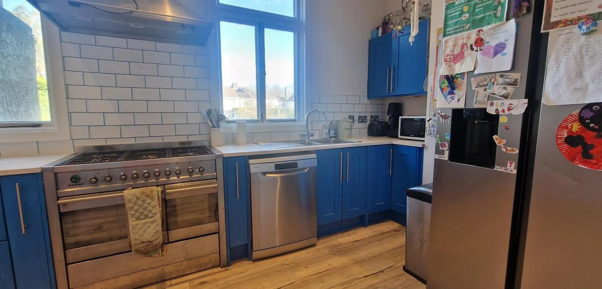 Villa Large & Colourful Family 4Bd With Kids Playground Dublino
